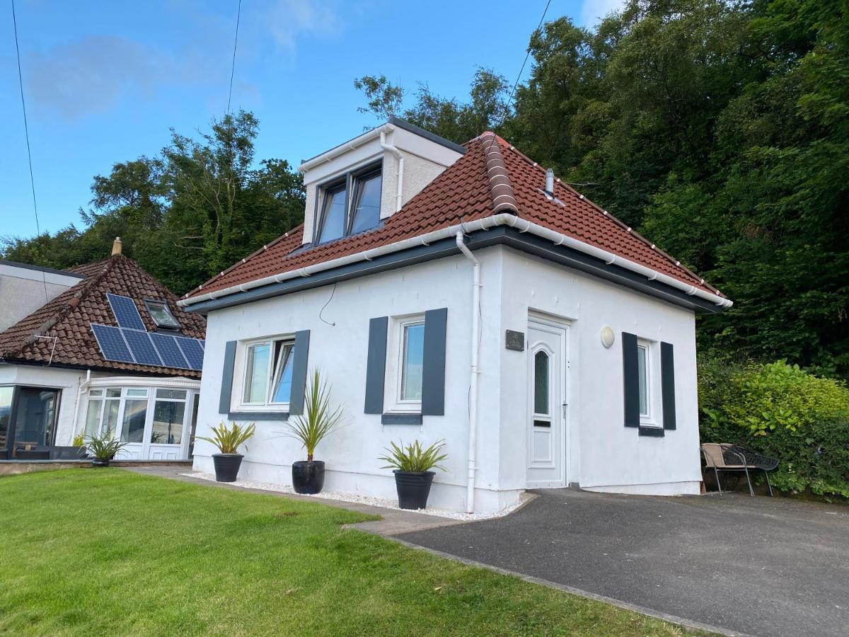 The Wee Cottage By The Ferry Gourock Exterior photo
